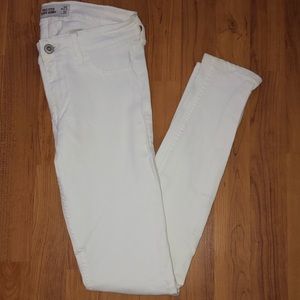 Never Worn Hollister Super Skinny Jeans